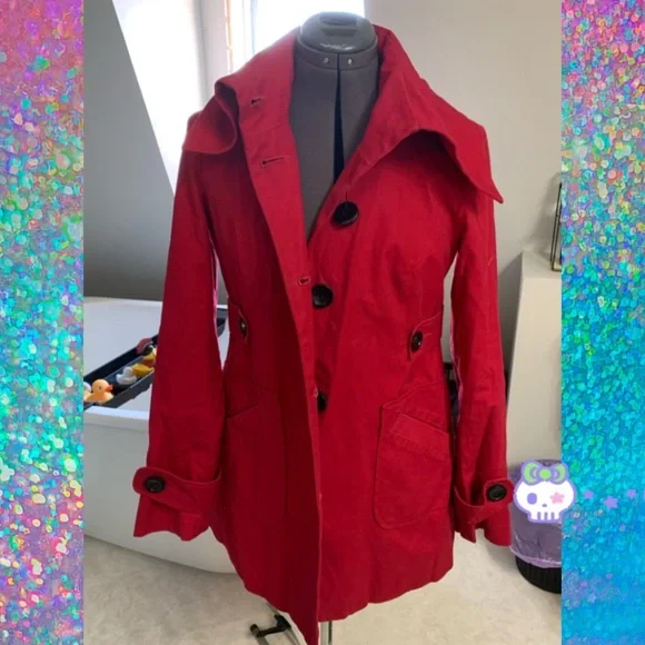 Red Coat - Picture 1 of 3